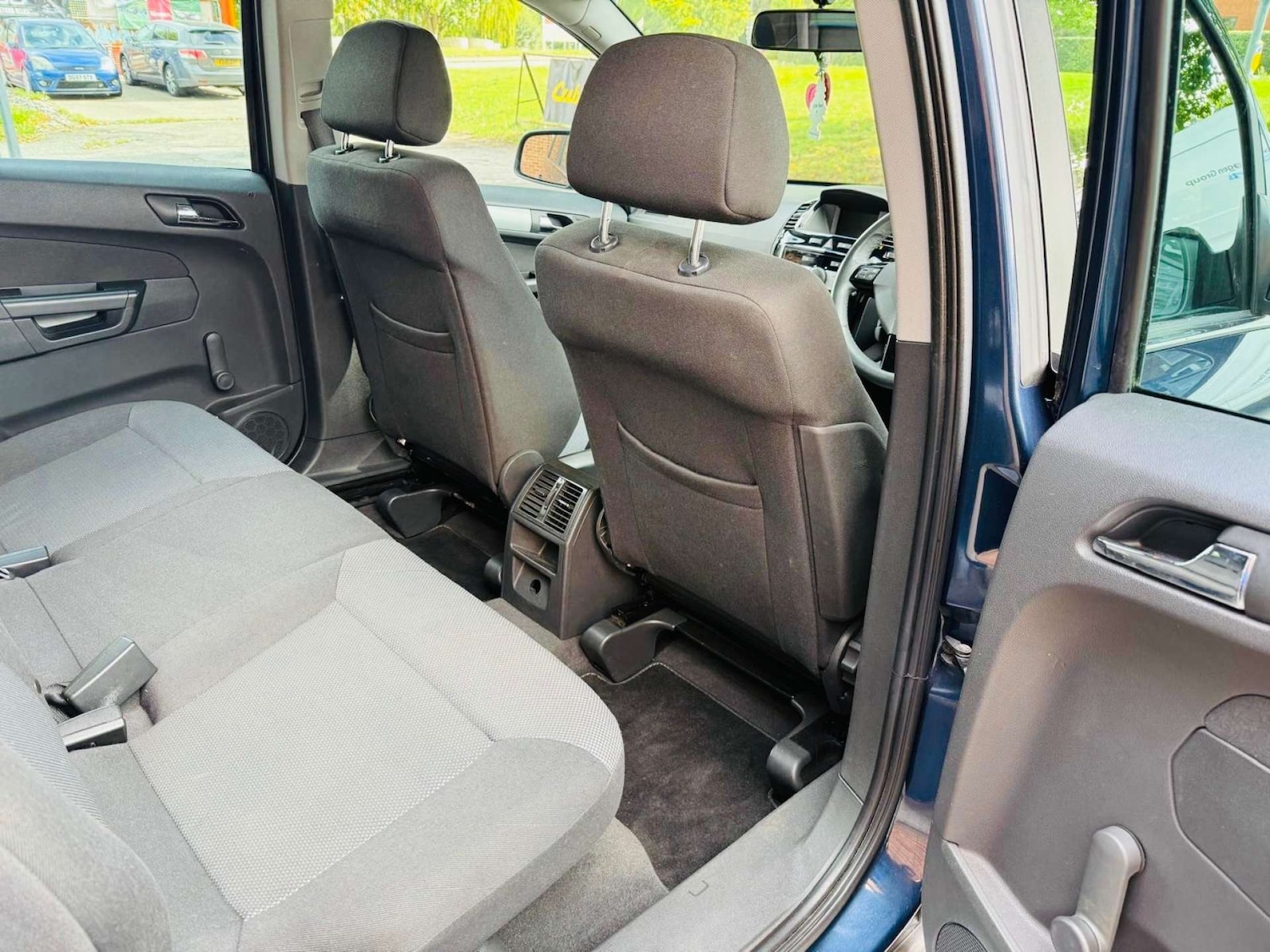 Used Vauxhall Zafira 2011 for sale - 76004762: Photo 14