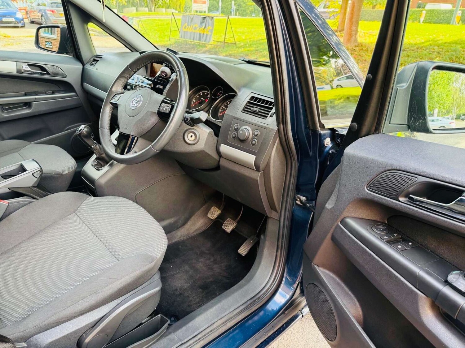 Used Vauxhall Zafira 2011 for sale - 76004762: Photo 48