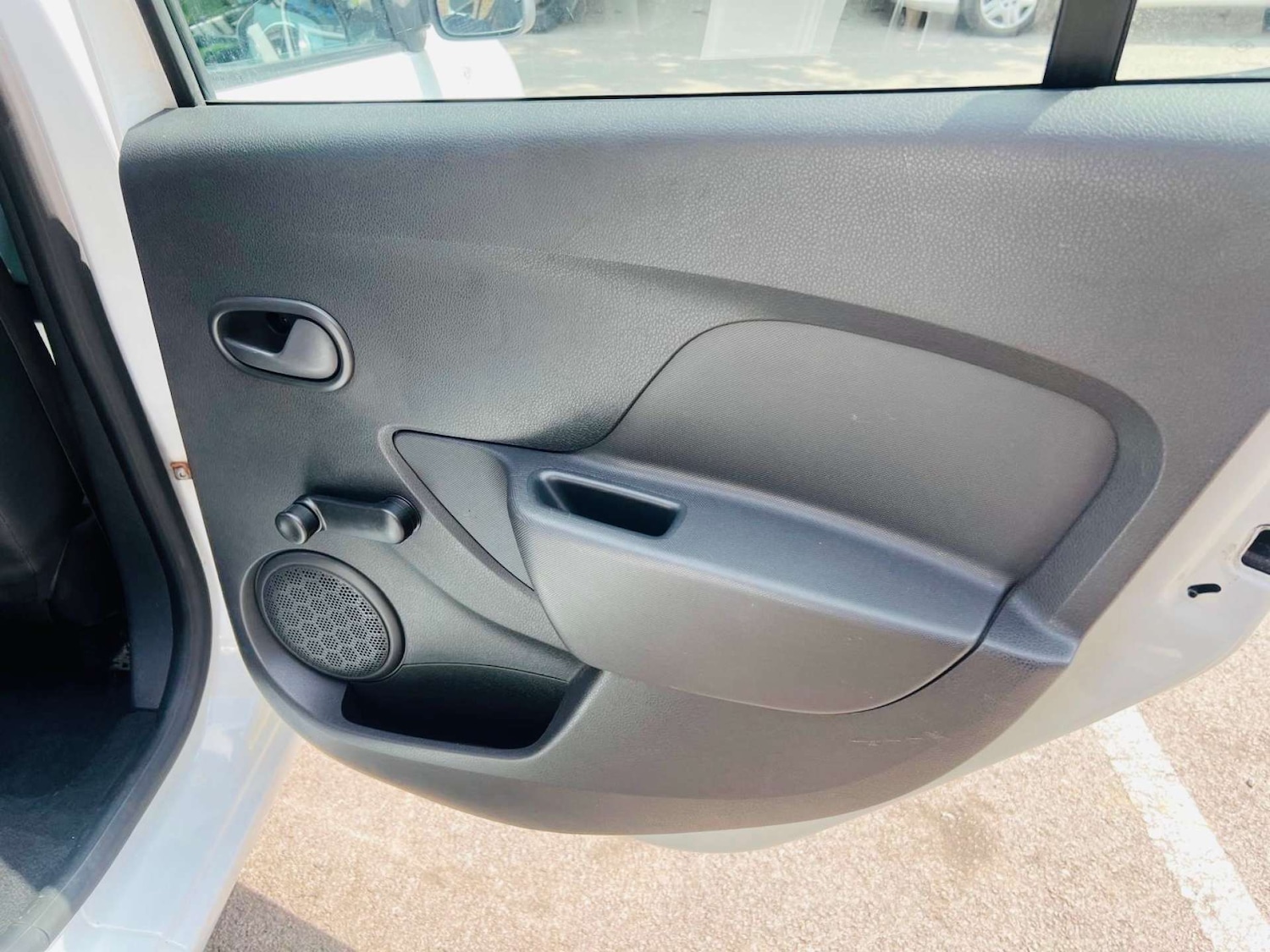 Used Dacia Sandero 2013 for sale - 76600667: Photo 35