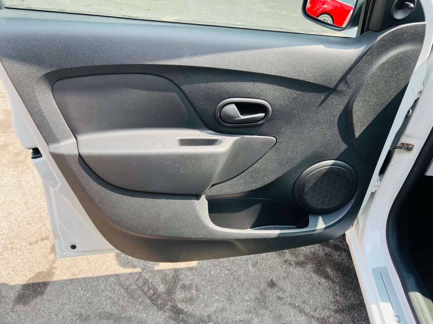 Used Dacia Sandero 2013 for sale - 76600667: Photo 53