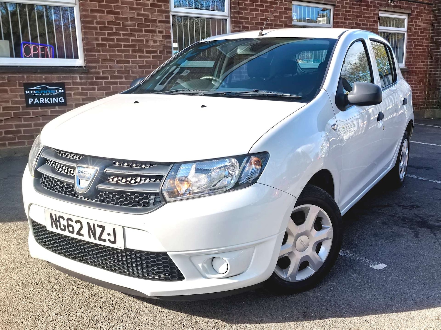Used Dacia Sandero 2013 for sale - 76600667: Photo 82