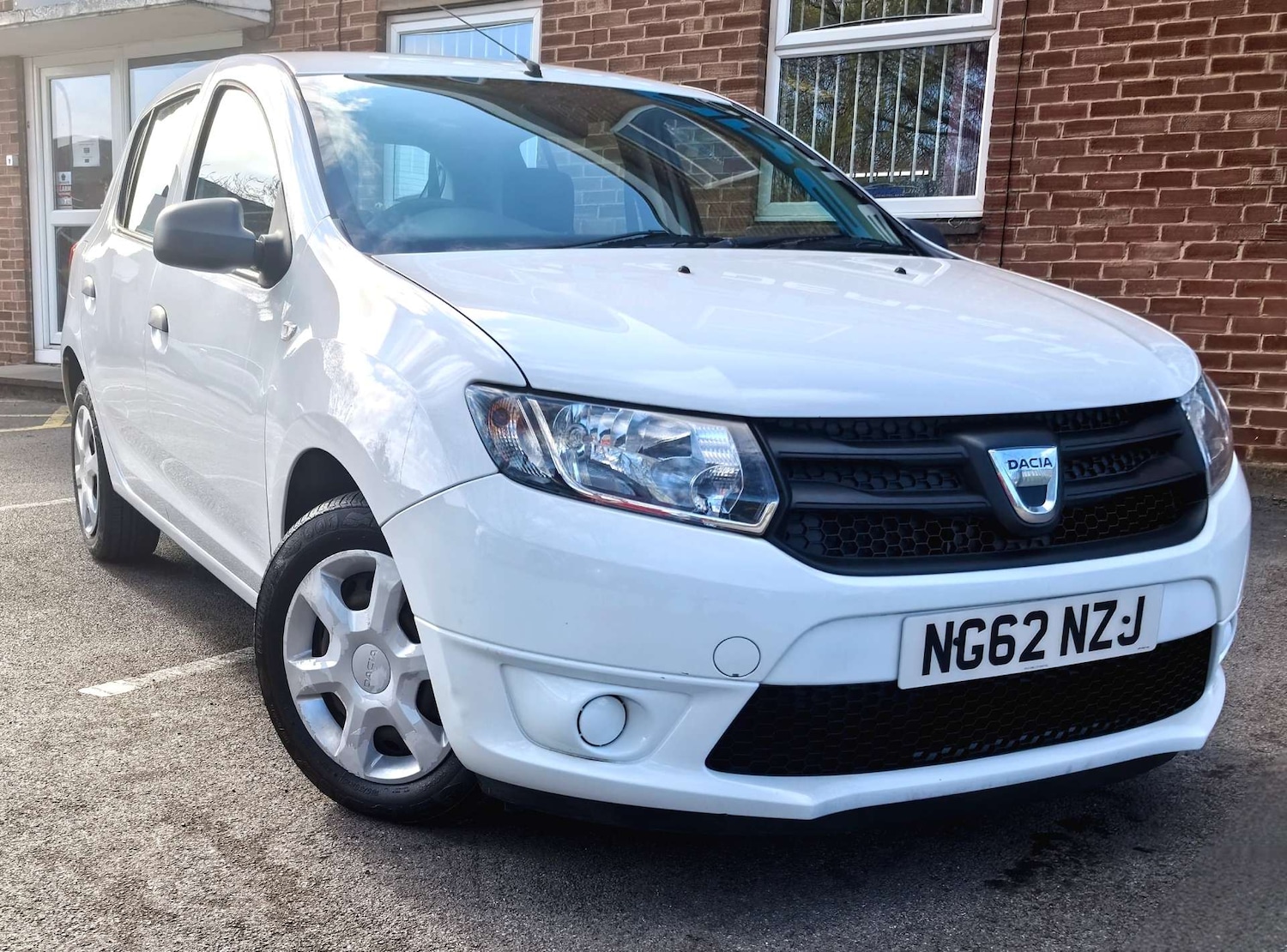 Used Dacia Sandero 2013 for sale - 76600667: Photo 86