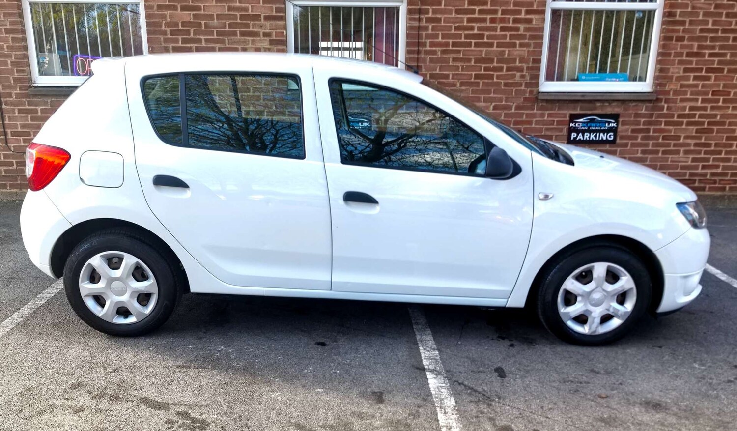 Used Dacia Sandero 2013 for sale - 76600667: Photo 92