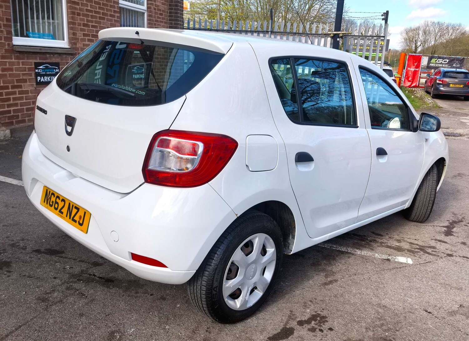 Used Dacia Sandero 2013 for sale - 76600667: Photo 97