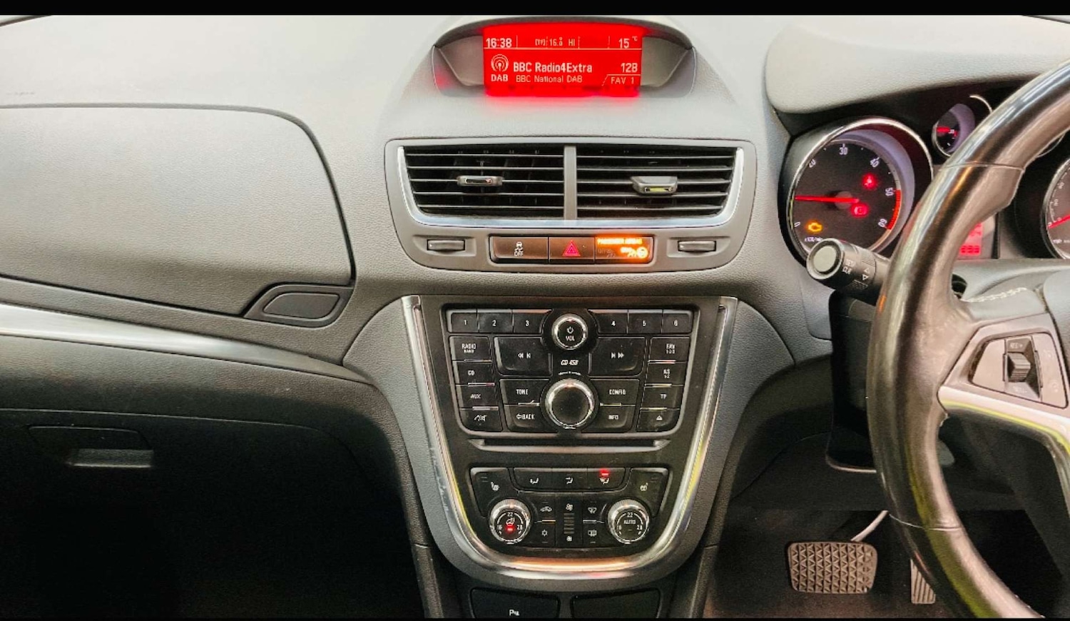 Used Vauxhall Mokka 2016 for sale - 76444302: Photo 10