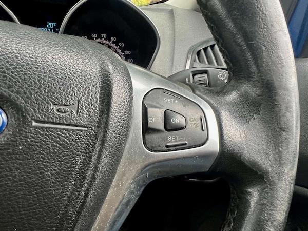 Used Ford Ecosport 2015 for sale - 76278469: Photo 15