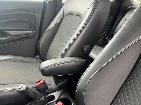 Used Ford Ecosport 2015 for sale - 76278469: Photo 21