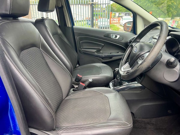 Used Ford Ecosport 2015 for sale - 76278469: Photo 9