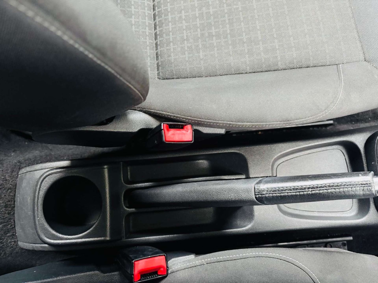 Used Volkswagen Polo 2015 for sale - 76601406: Photo 32