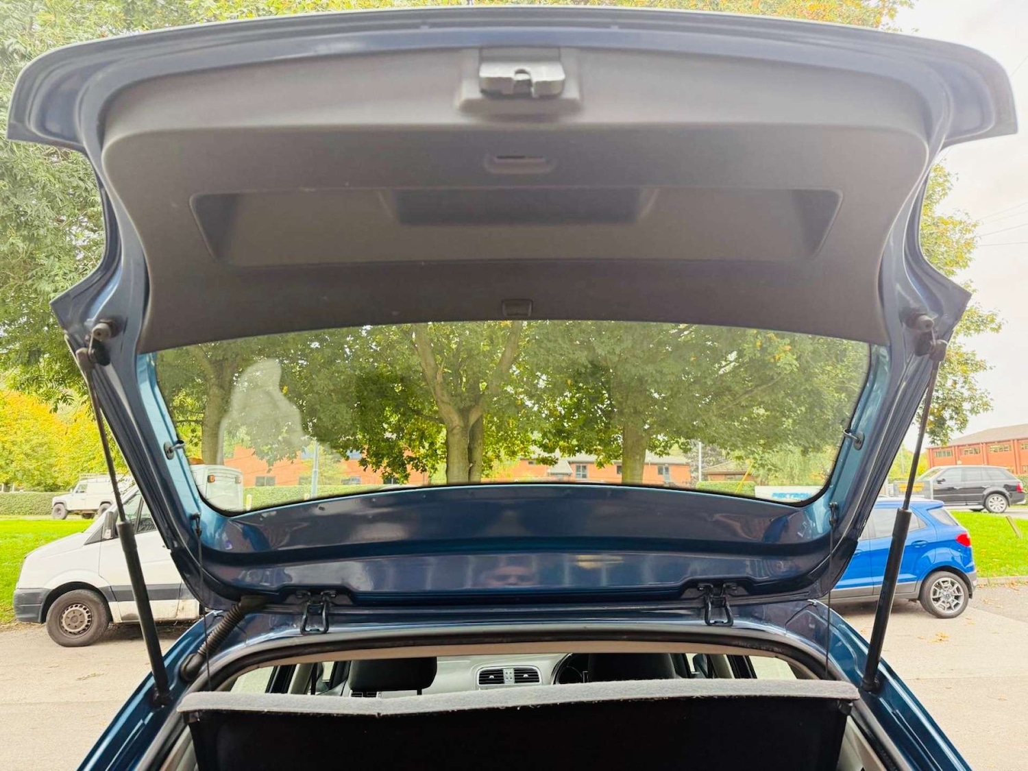 Used Volkswagen Polo 2015 for sale - 76601406: Photo 44