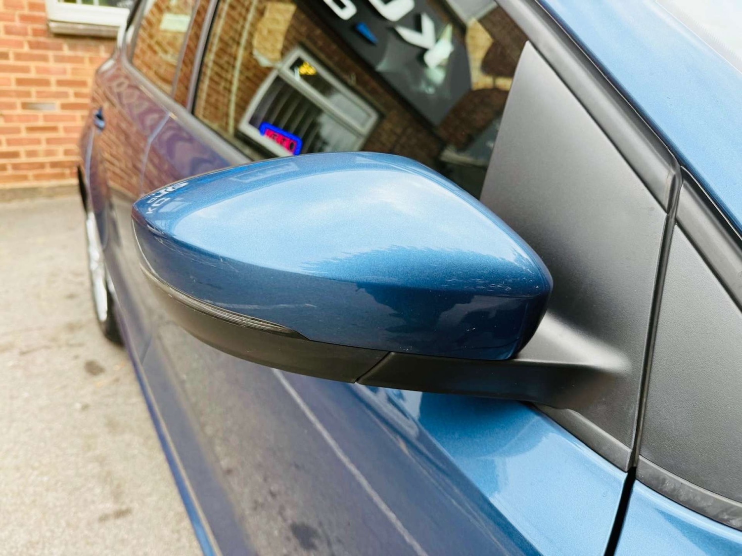 Used Volkswagen Polo 2015 for sale - 76601406: Photo 9