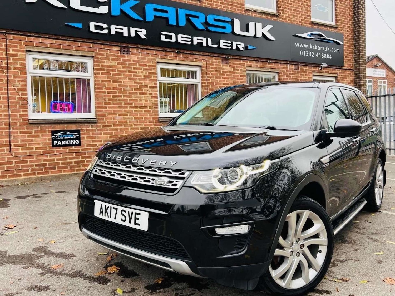 Used Land Rover Discovery Sport 2017 for sale - 76600640: Photo 10