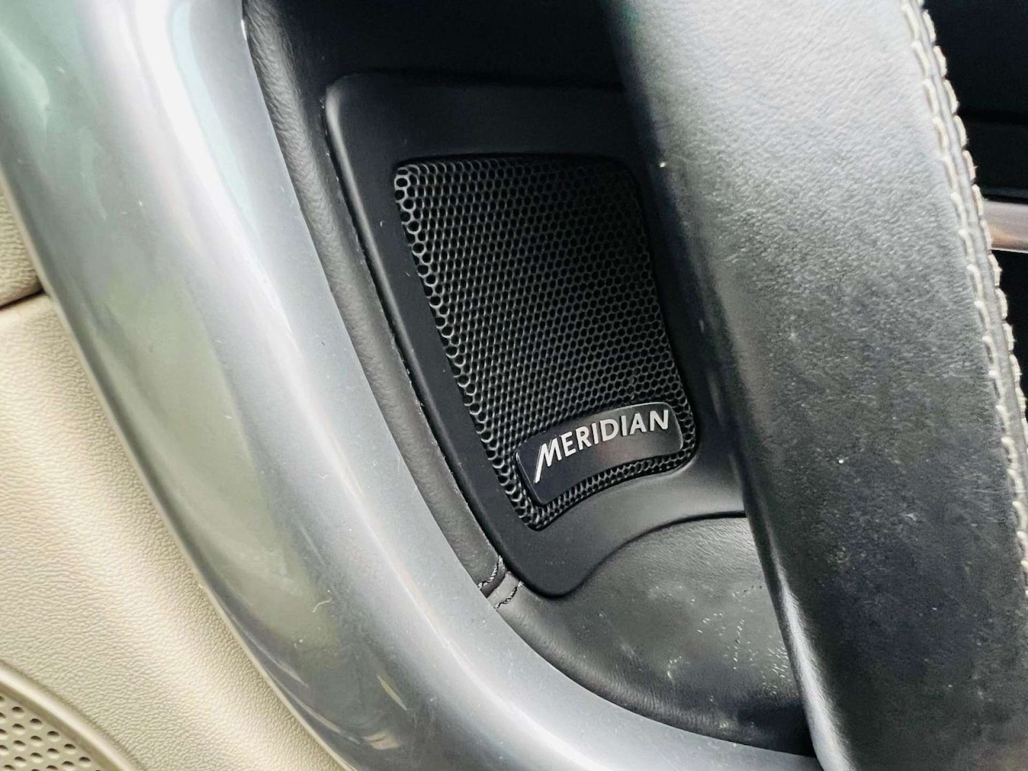 Used Land Rover Discovery Sport 2017 for sale - 76600640: Photo 32