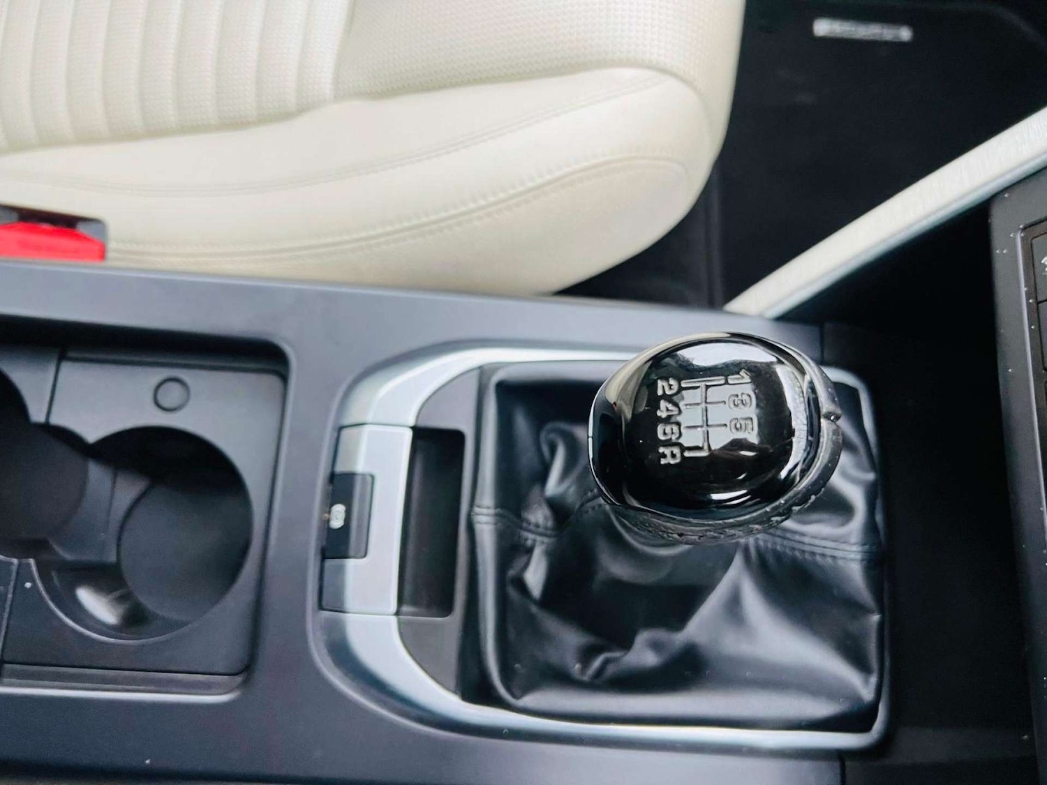 Used Land Rover Discovery Sport 2017 for sale - 76600640: Photo 44