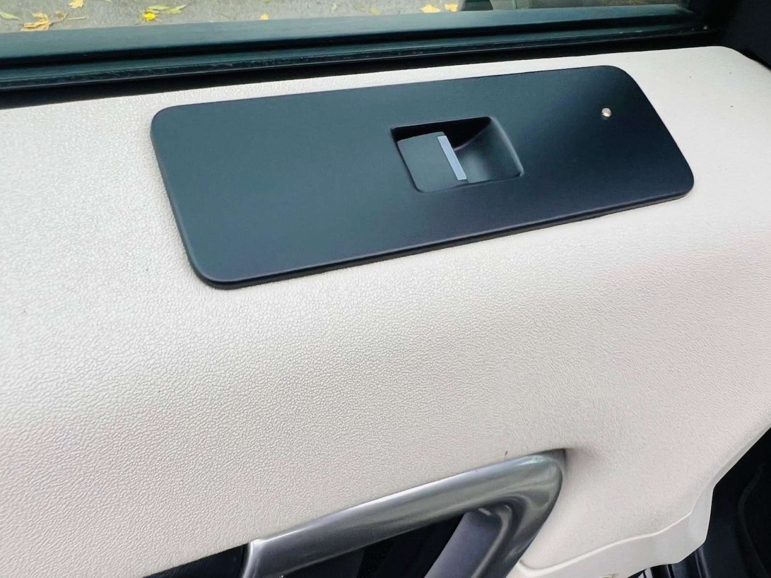 Used Land Rover Discovery Sport 2017 for sale - 76600640: Photo 54