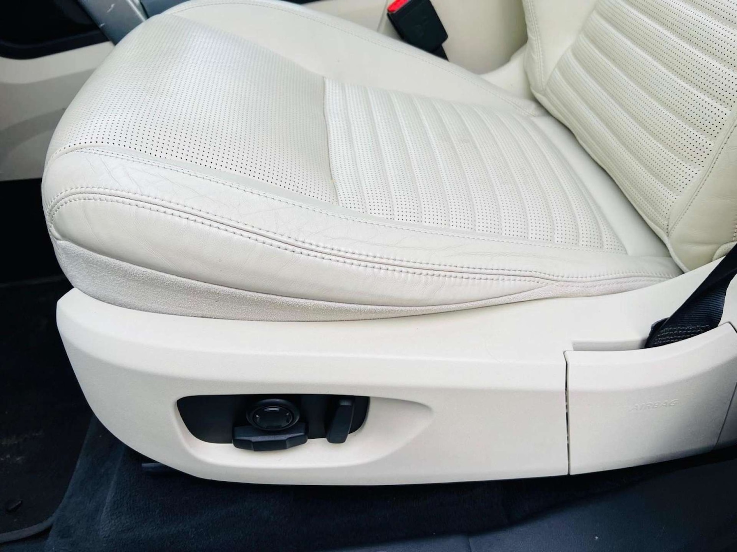 Used Land Rover Discovery Sport 2017 for sale - 76600640: Photo 57