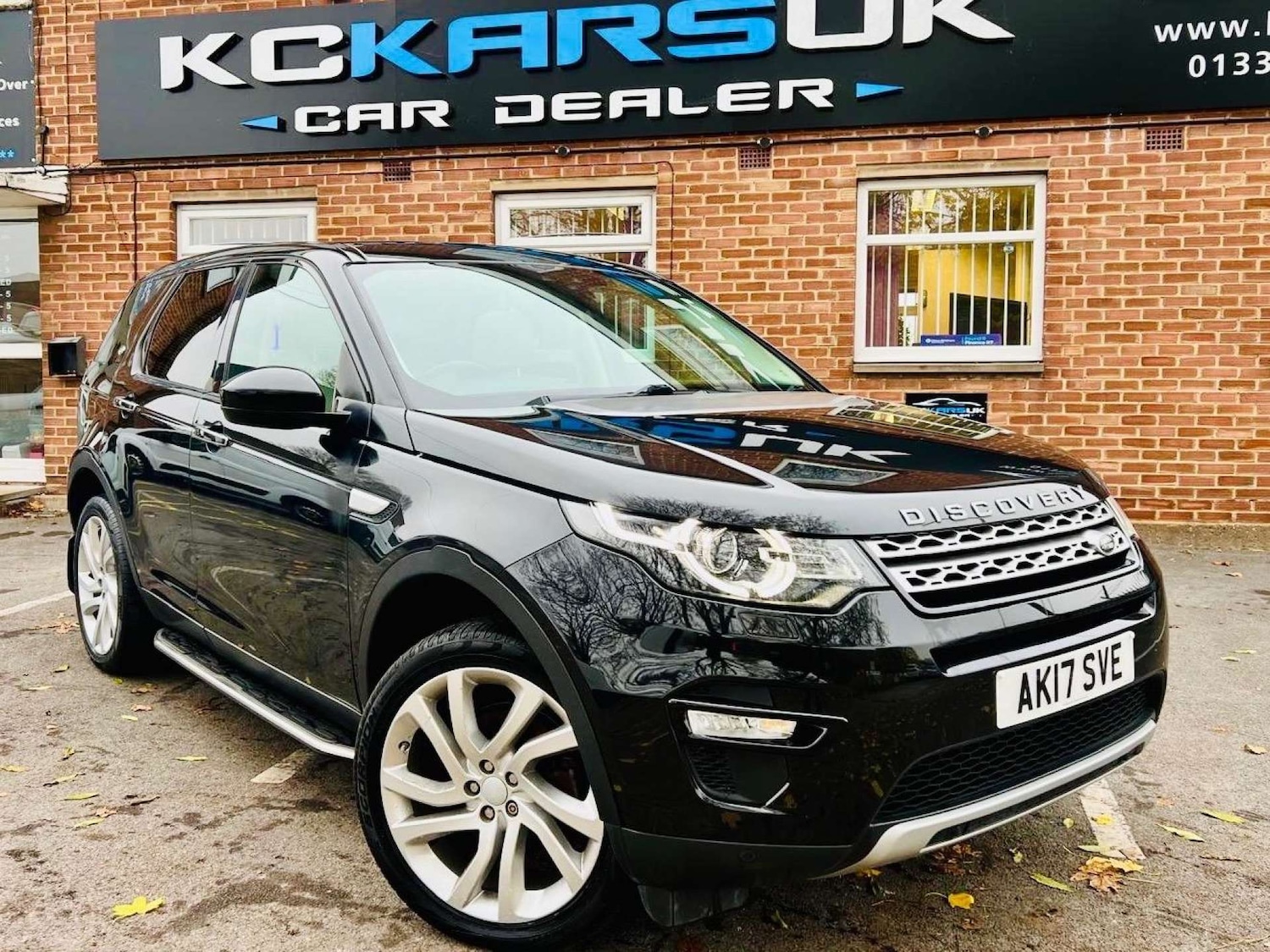 Used Land Rover Discovery Sport 2017 for sale - 76600640: Photo 6