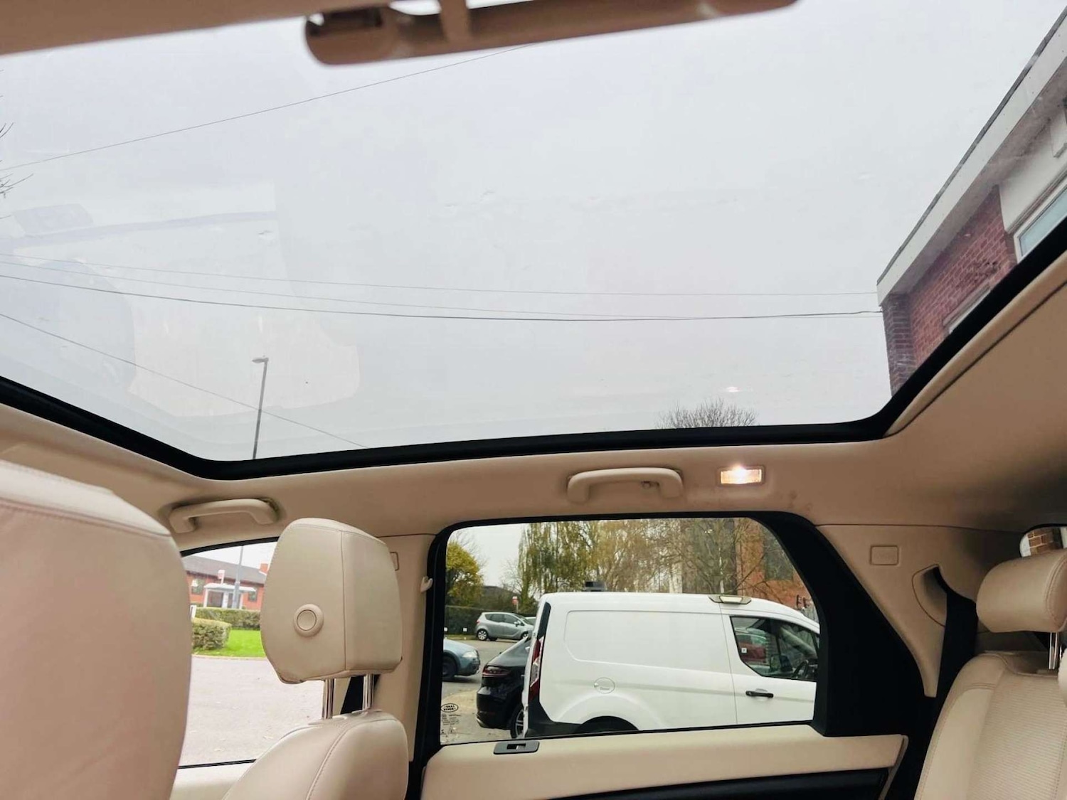 Used Land Rover Discovery Sport 2017 for sale - 76600640: Photo 72