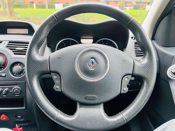 Used Renault Megane 2008 for sale - 74911564: Photo 10