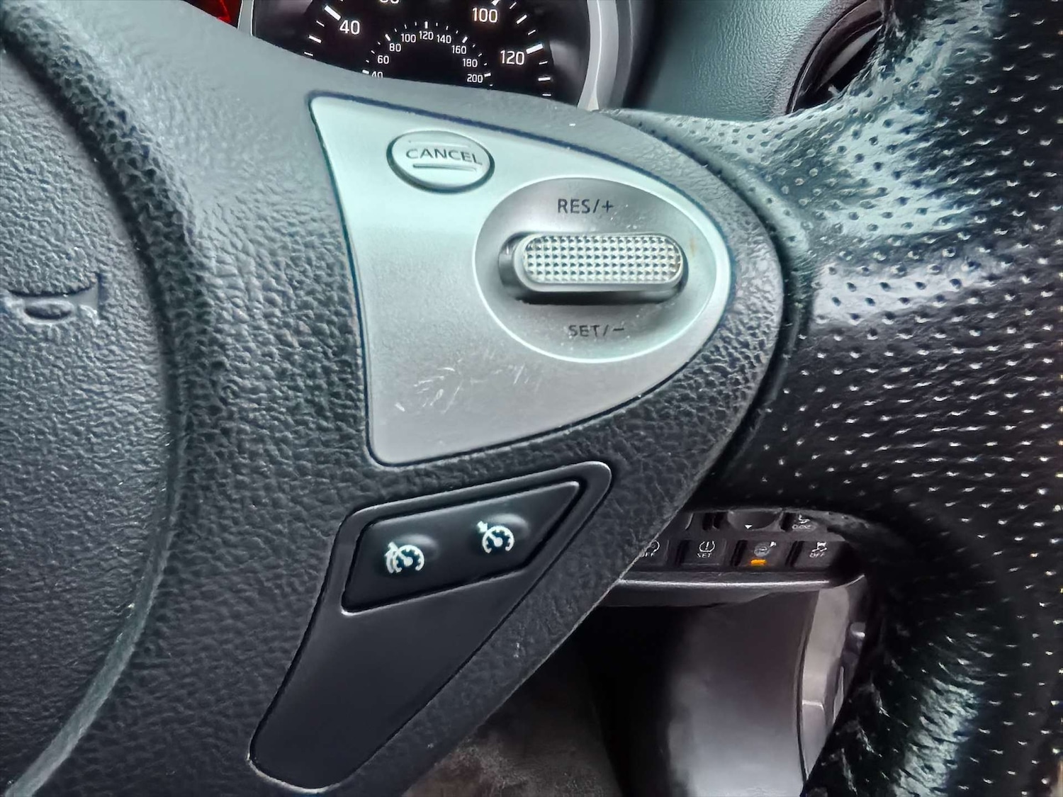 Used Nissan Juke 2015 for sale - 76941042: Photo 25