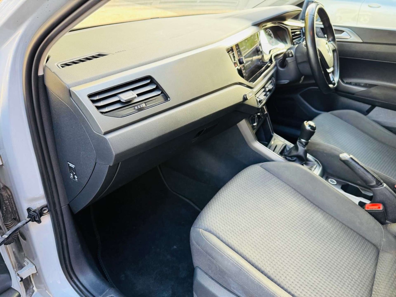 Used Volkswagen Polo 2018 for sale - 76601432: Photo 14