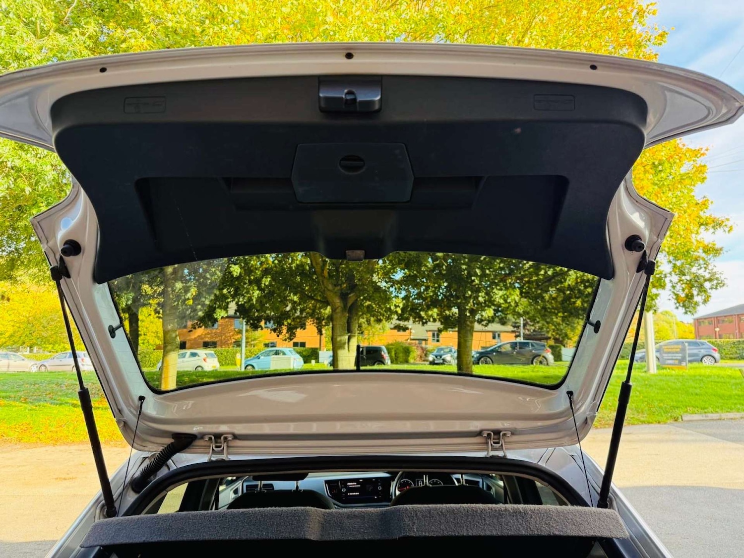 Used Volkswagen Polo 2018 for sale - 76601432: Photo 29