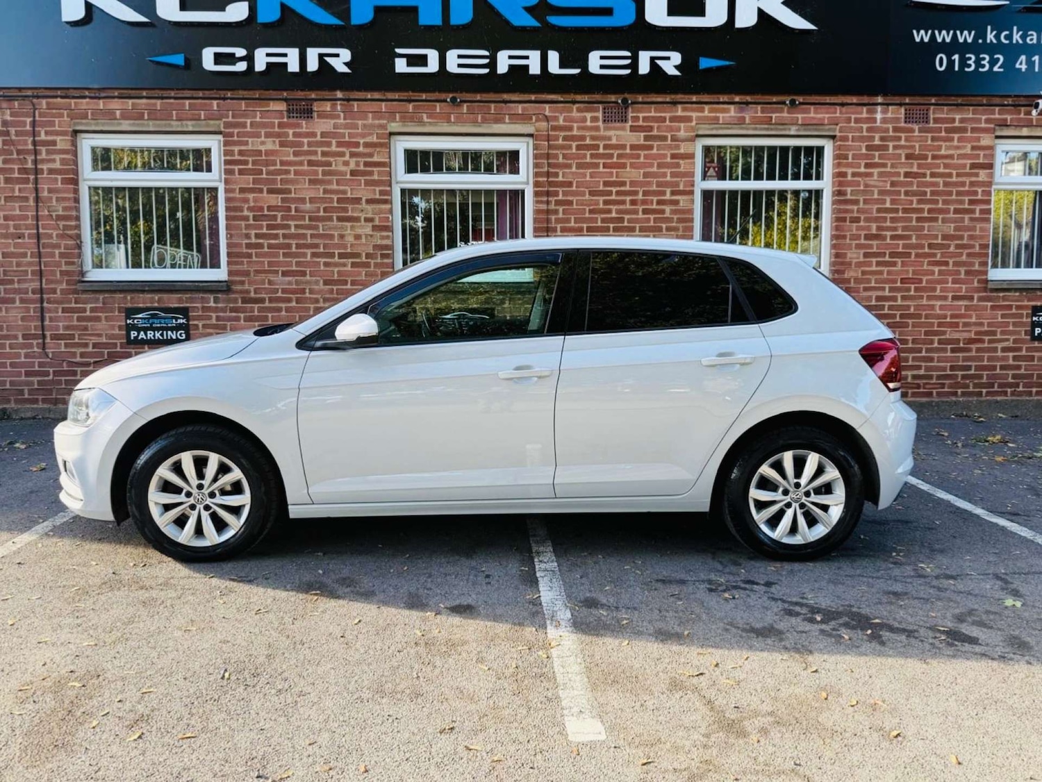 Used Volkswagen Polo 2018 for sale - 76601432: Photo 4