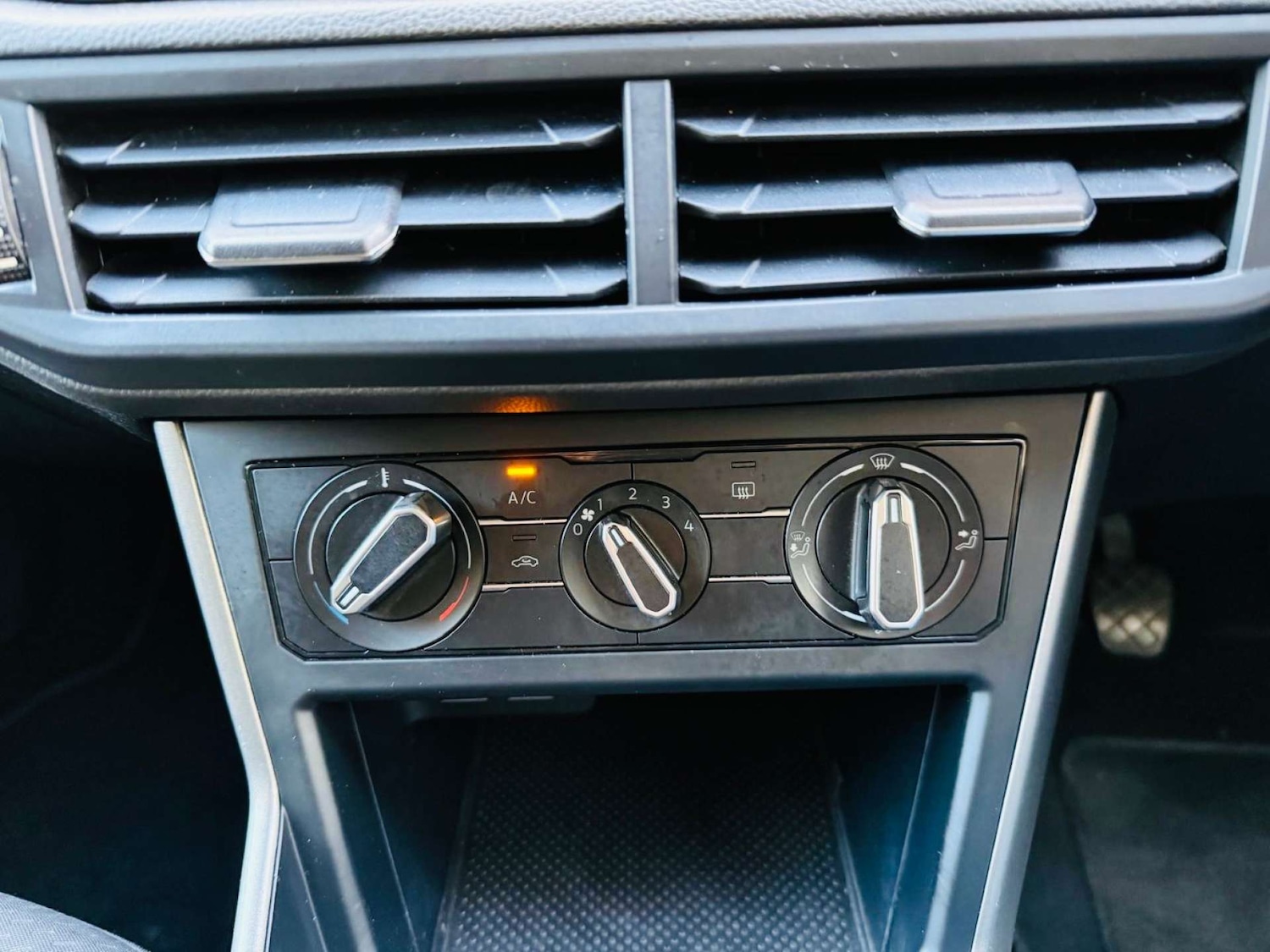 Used Volkswagen Polo 2018 for sale - 76601432: Photo 47