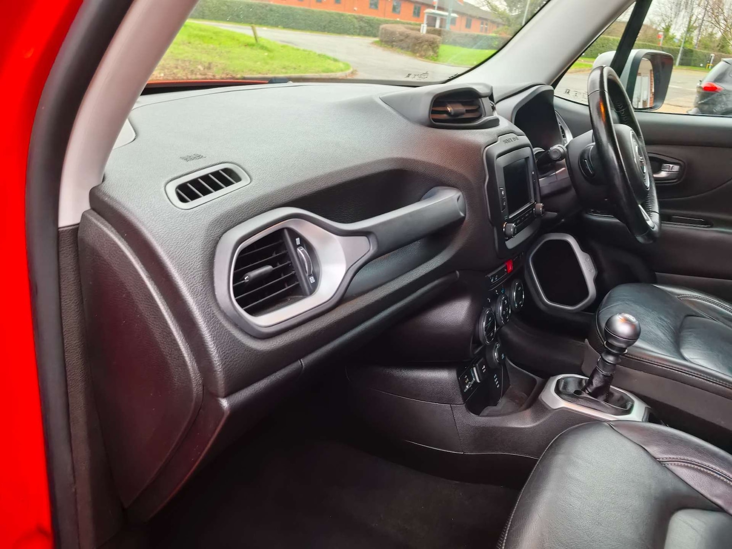 Used Jeep Renegade 2016 for sale - 76941060: Photo 16