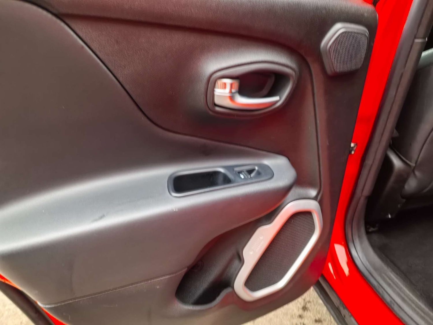 Used Jeep Renegade 2016 for sale - 76941060: Photo 31