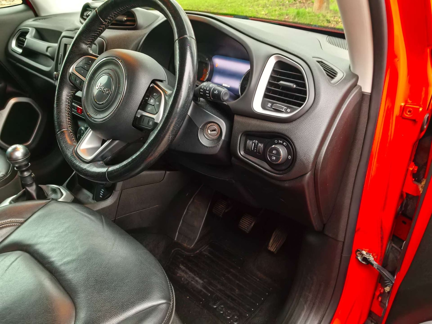 Used Jeep Renegade 2016 for sale - 76941060: Photo 60