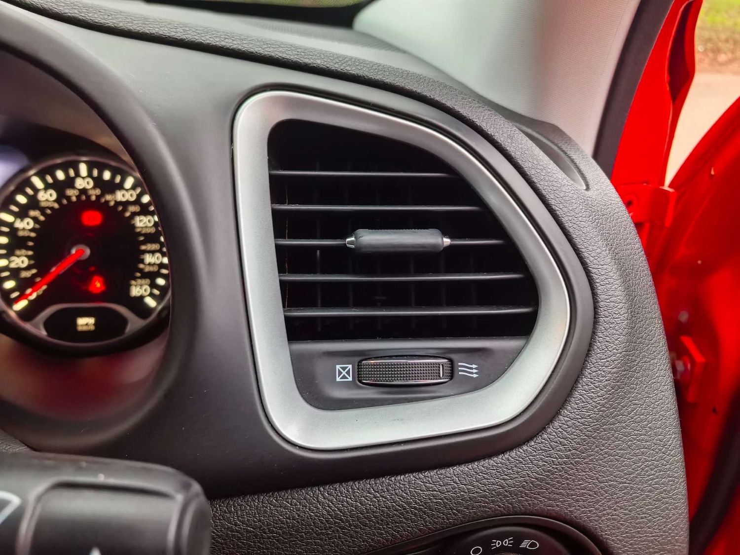 Used Jeep Renegade 2016 for sale - 76941060: Photo 66