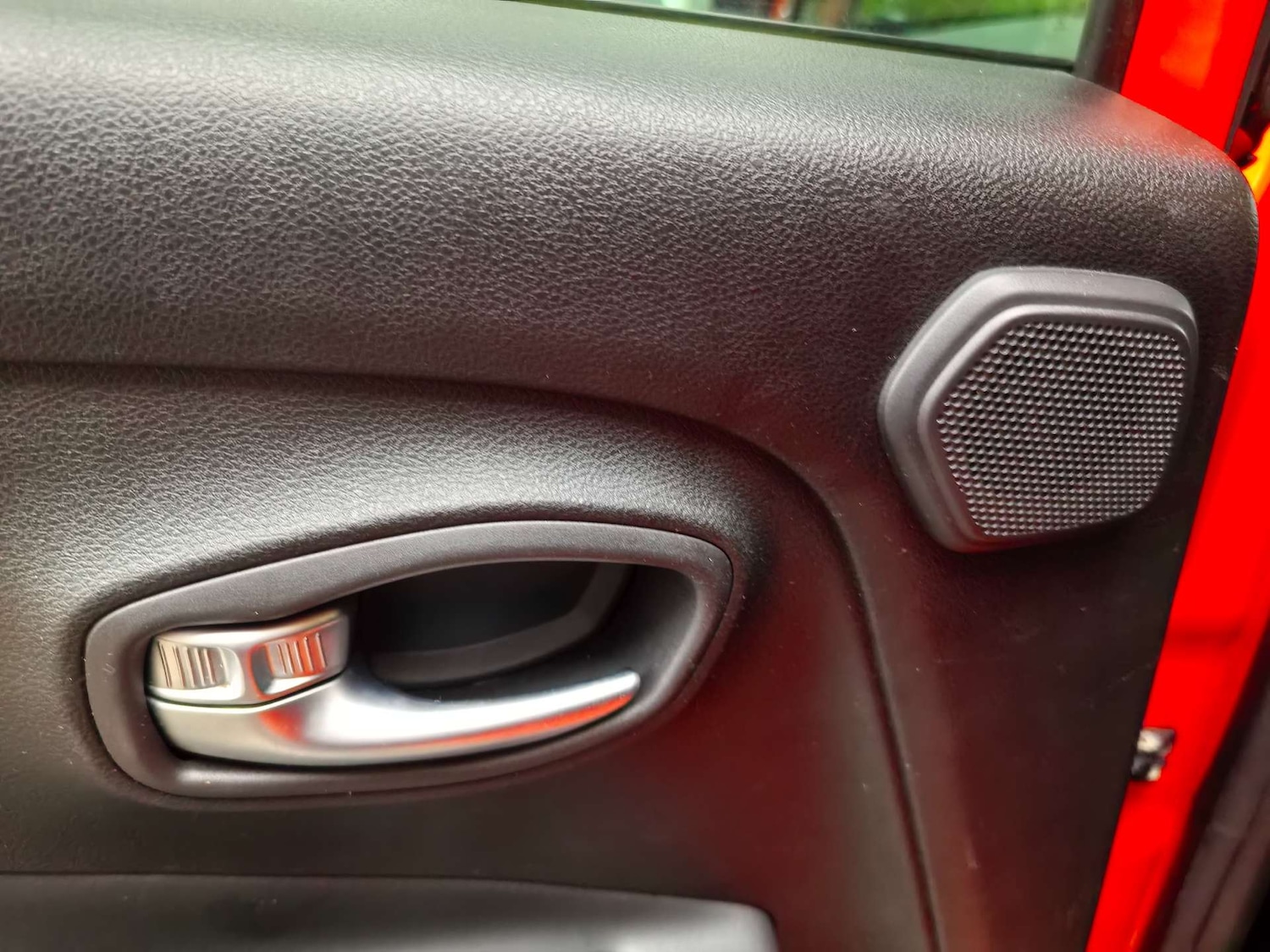 Used Jeep Renegade 2016 for sale - 76941060: Photo 70