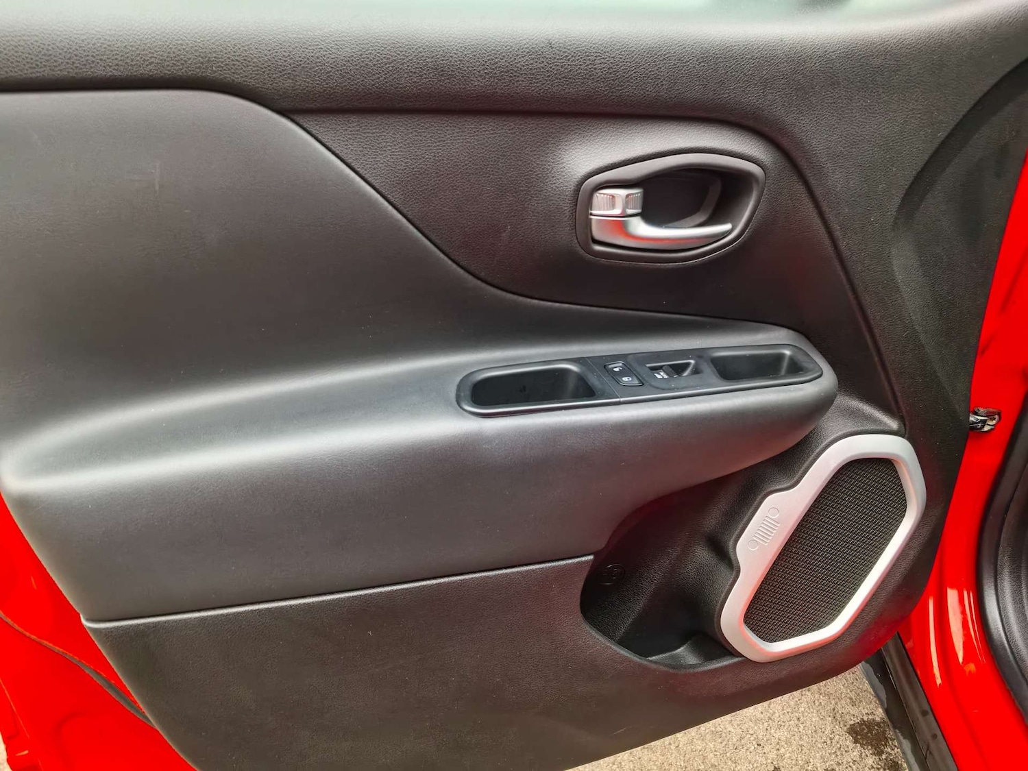 Used Jeep Renegade 2016 for sale - 76941060: Photo 78