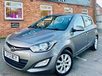 Used Hyundai i20 2013 for sale - 76278397: Photo 2