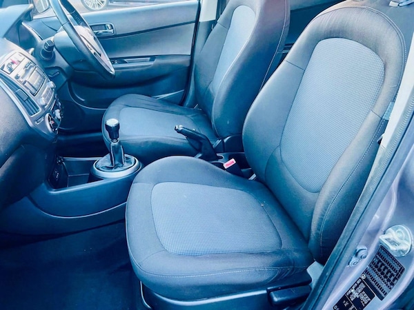 Used Hyundai i20 2013 for sale - 76278397: Photo 52