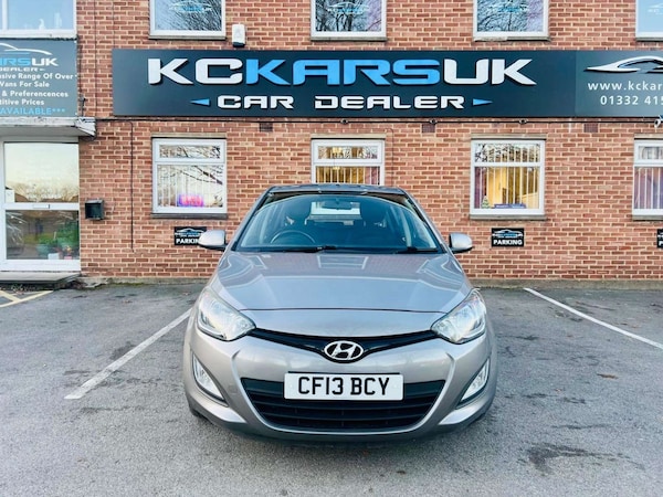 Used Hyundai i20 2013 for sale - 76278397: Photo 5