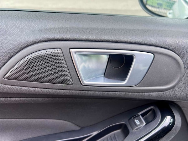 Used Ford Fiesta 2016 for sale - 75651799: Photo 64