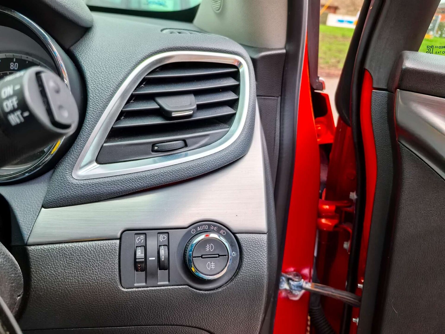 Used Vauxhall Mokka 2015 for sale - 77548537: Photo 18