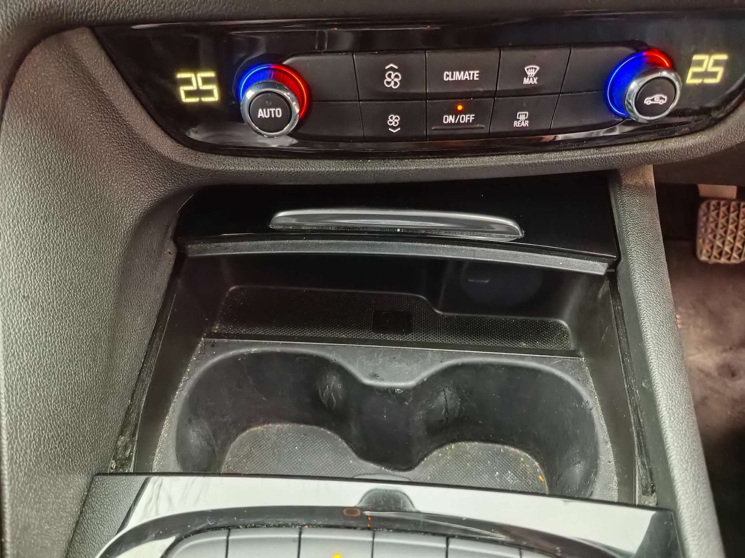 Used Vauxhall Insignia 2021 for sale - 76946111: Photo 28