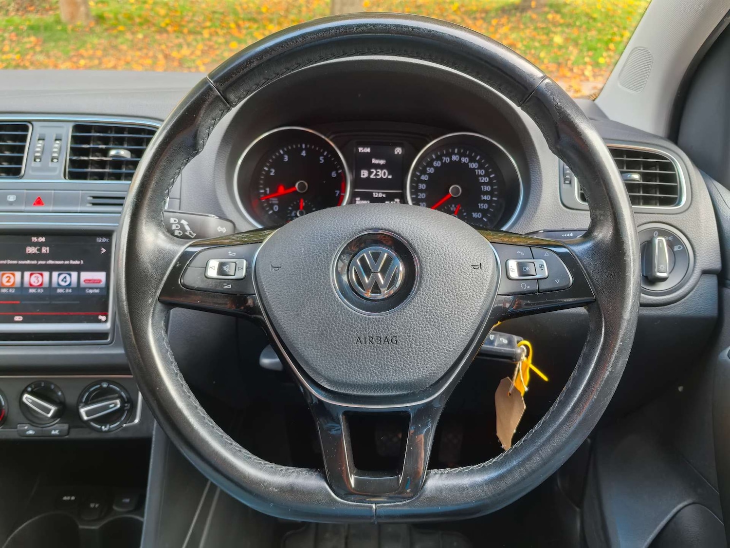 Used Volkswagen Polo 2015 for sale - 76601373: Photo 13