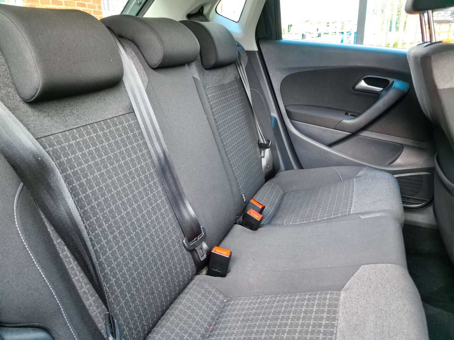 Used Volkswagen Polo 2015 for sale - 76601373: Photo 17