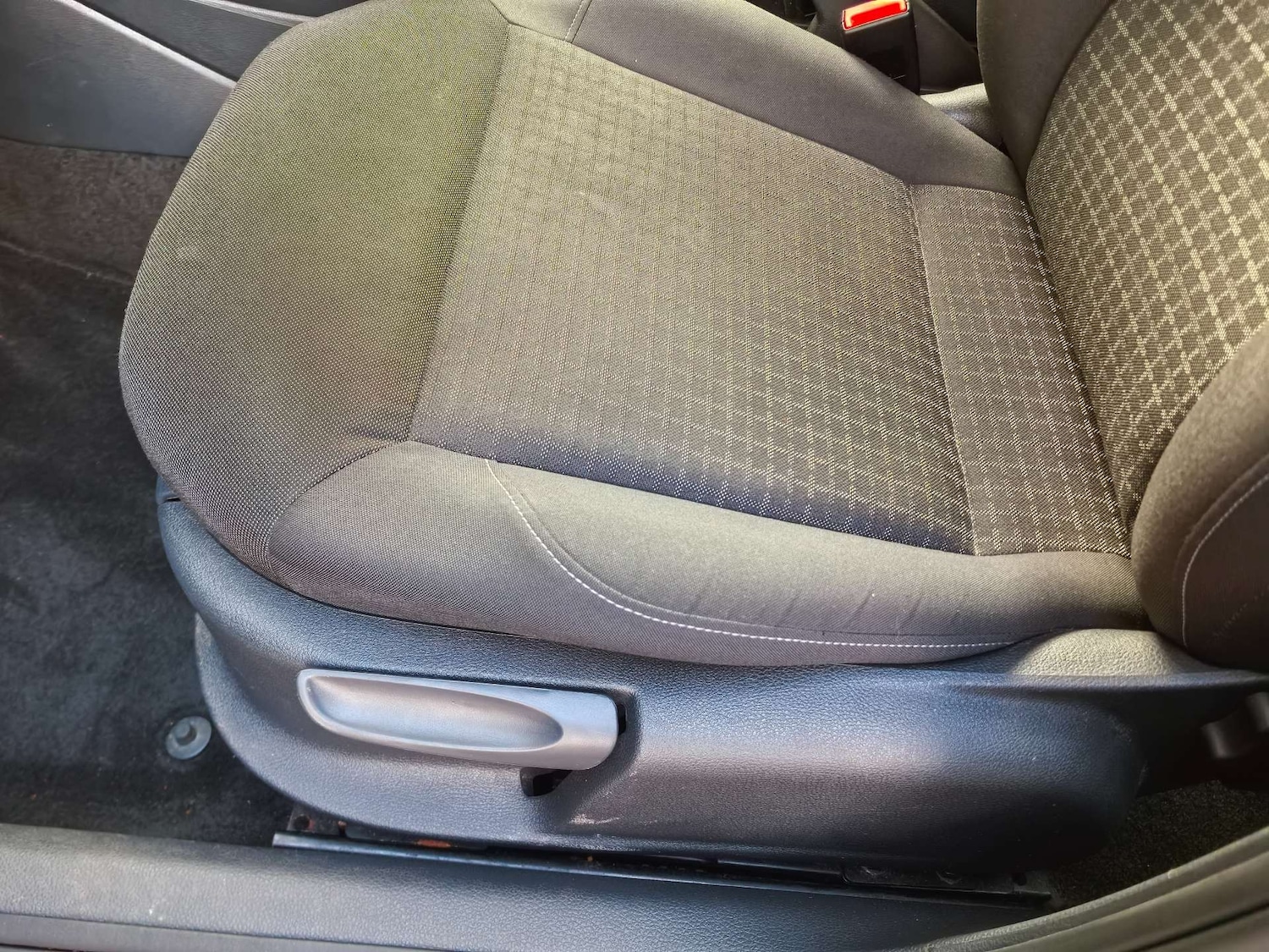 Used Volkswagen Polo 2015 for sale - 76601373: Photo 29