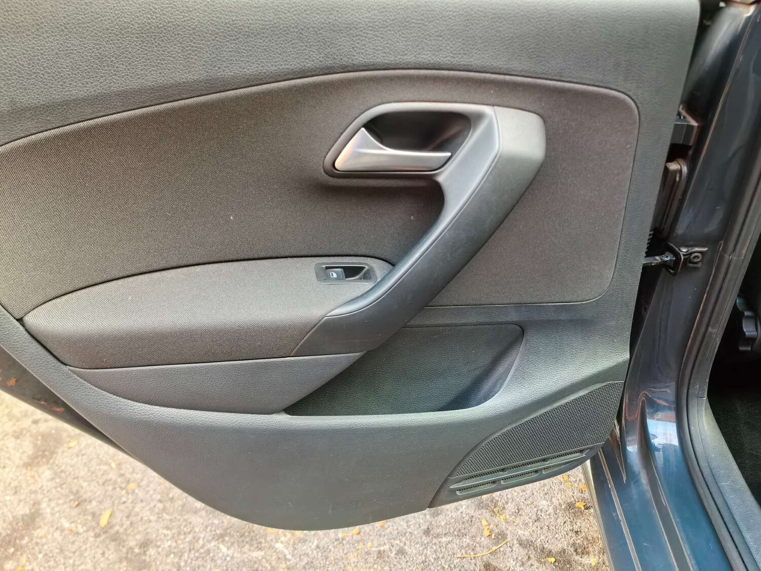 Used Volkswagen Polo 2015 for sale - 76601373: Photo 51