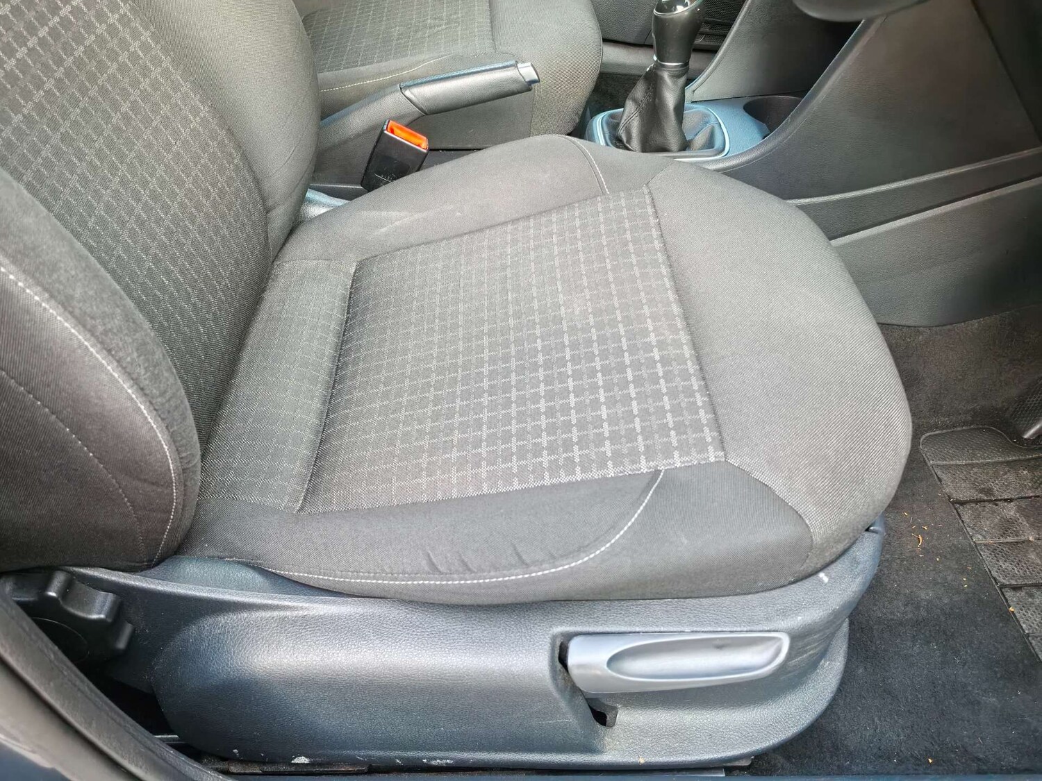 Used Volkswagen Polo 2015 for sale - 76601373: Photo 56