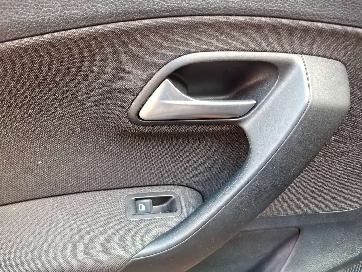 Used Volkswagen Polo 2015 for sale - 76601373: Photo 65