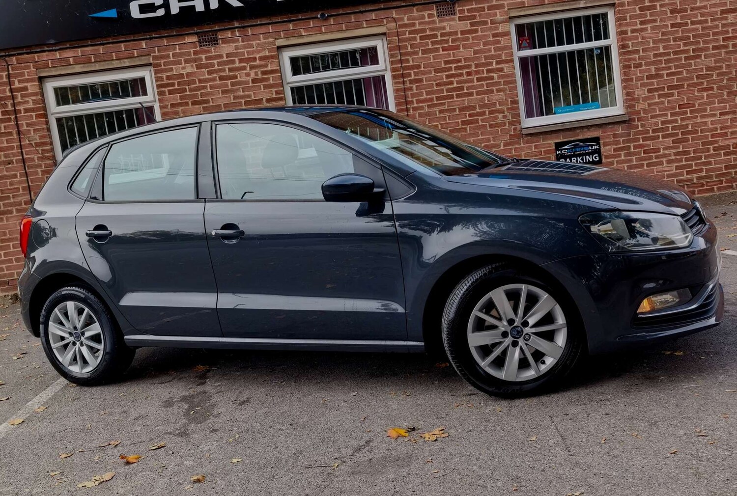 Used Volkswagen Polo 2015 for sale - 76601373: Photo 69