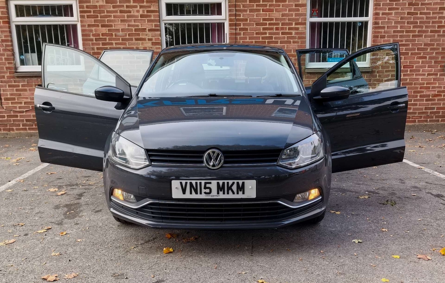 Used Volkswagen Polo 2015 for sale - 76601373: Photo 9