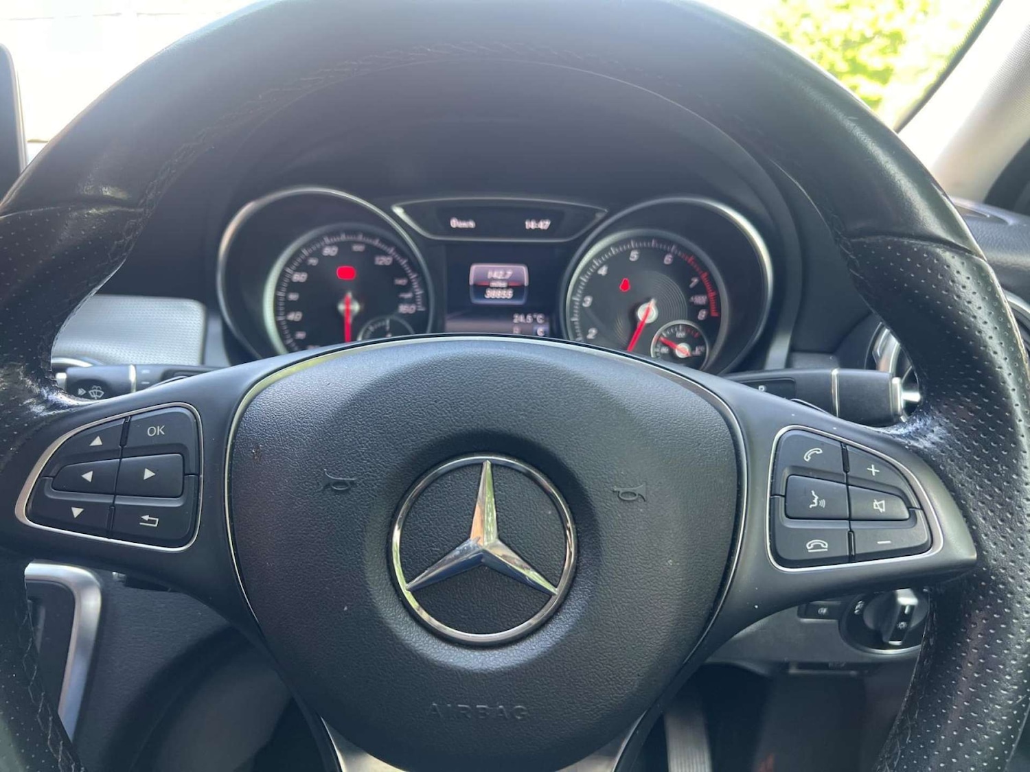 Used Mercedes-Benz GLA 2020 for sale - 76278411: Photo 10