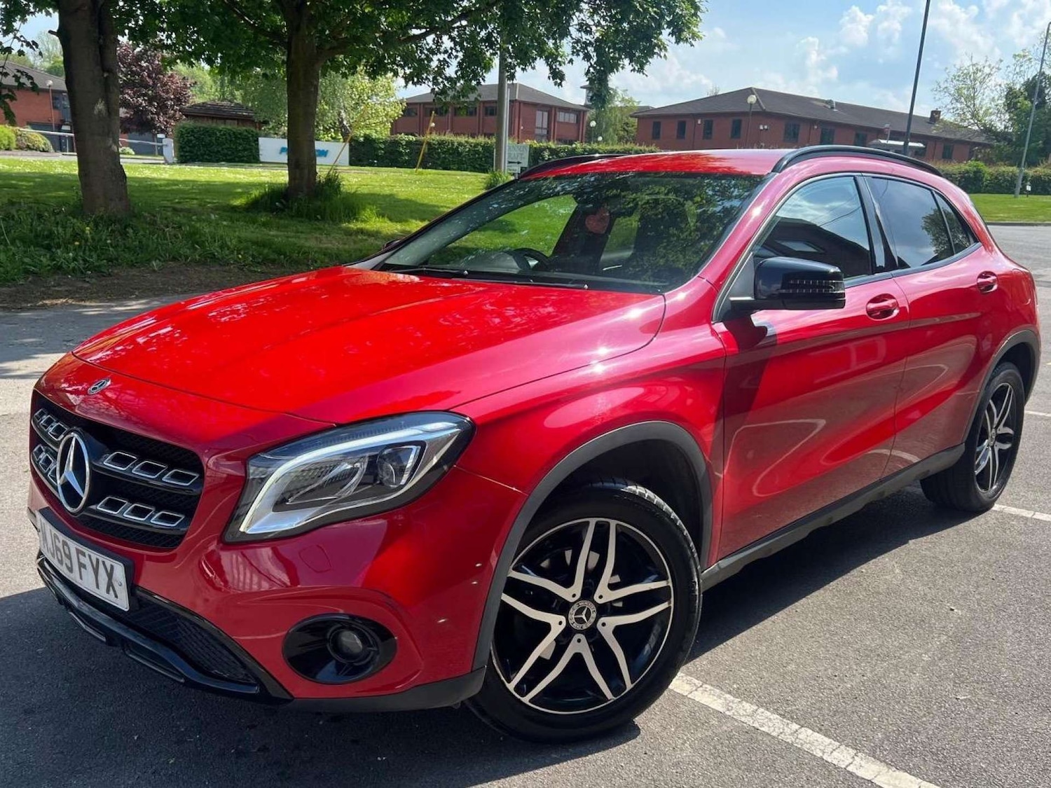 Used Mercedes-Benz GLA 2020 for sale - 76278411: Photo 2